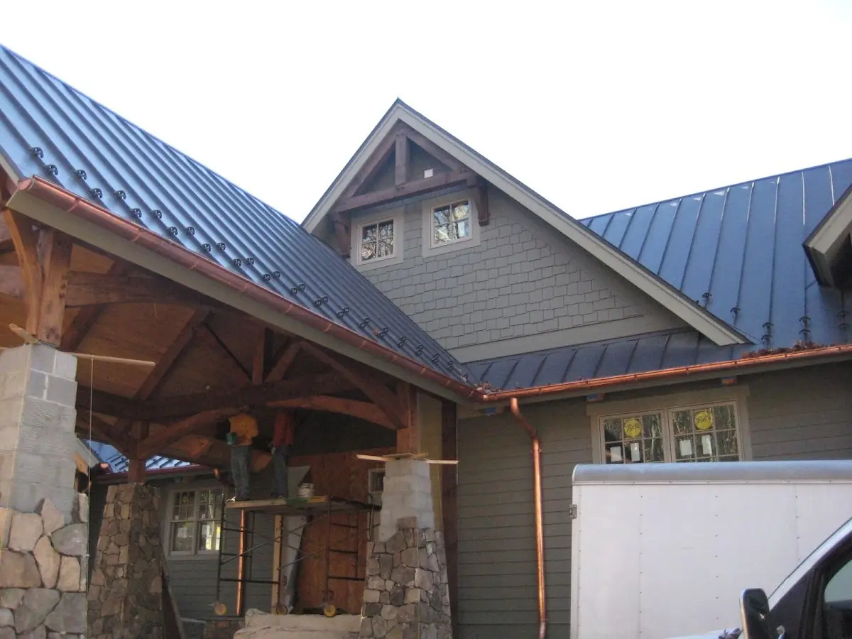 Craftsman Roofing team delivering quality roofing work in Parkst